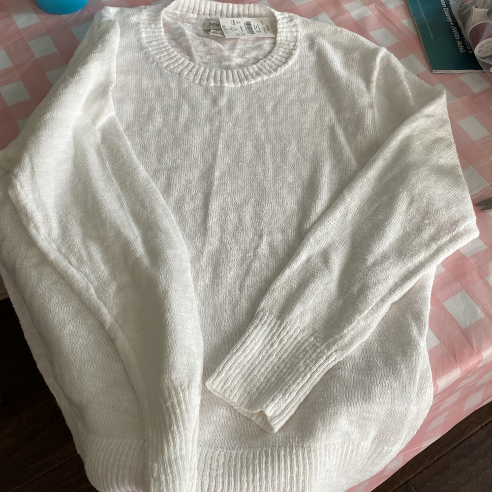 J. Crew Factory Crewneck Beach
Sweater Medium NWT - Picture 6 of 7